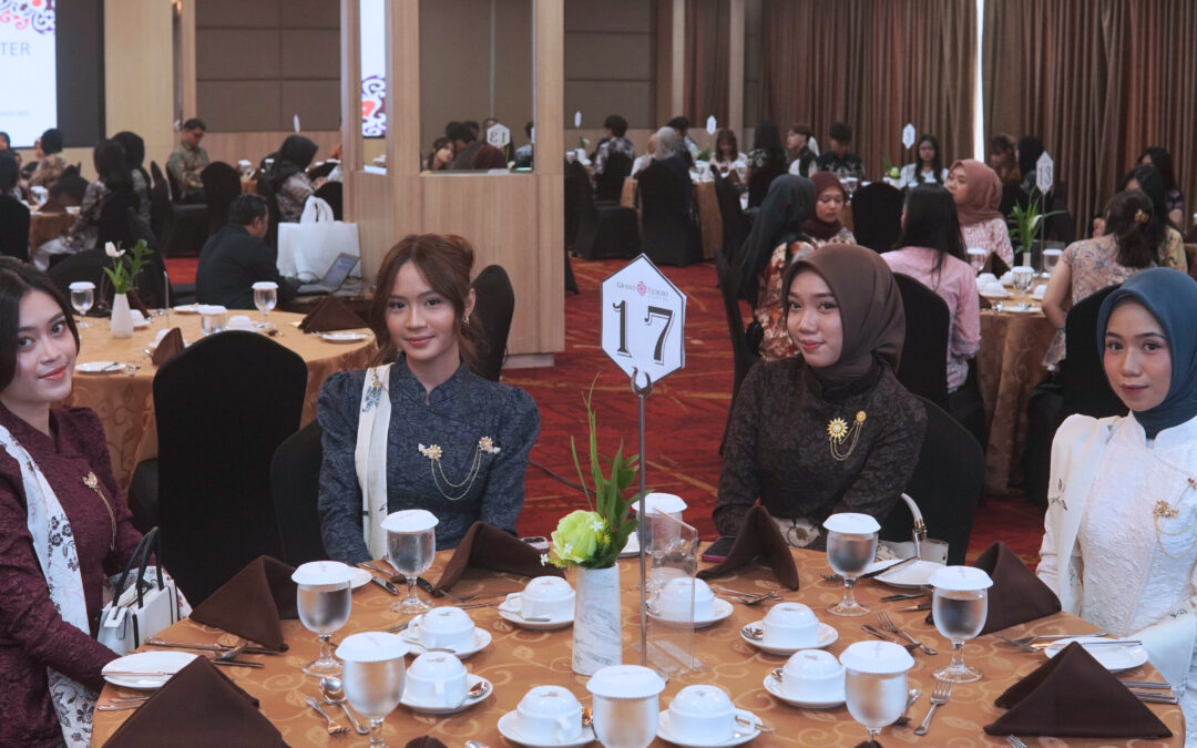 Table Manner Course : Manner in the Table of Communication Science Department